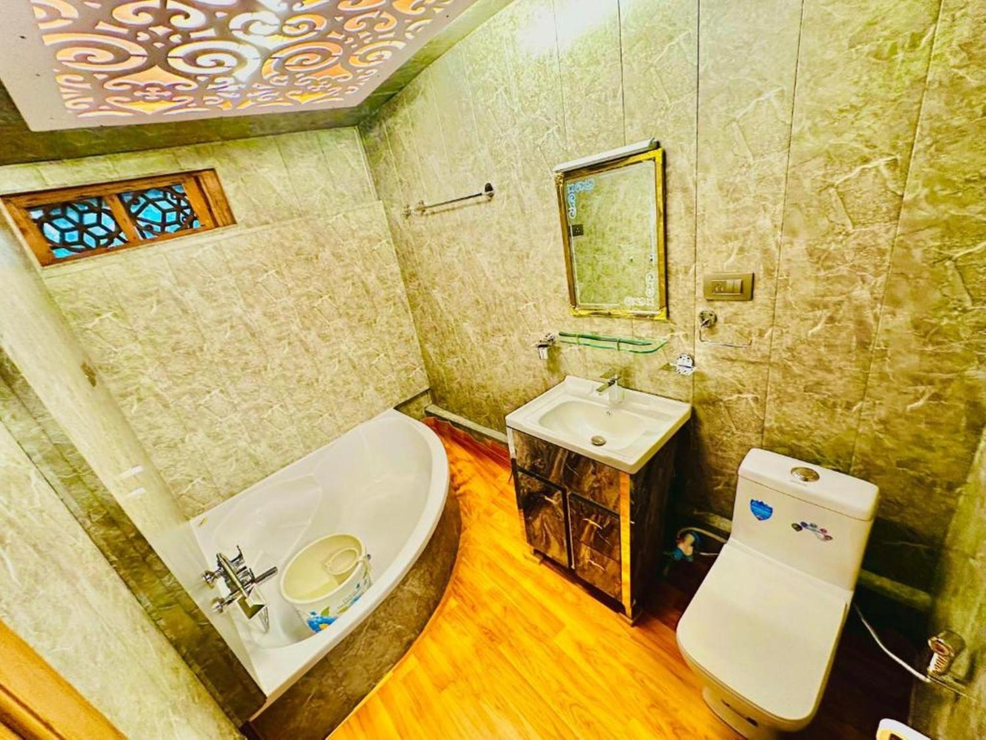 Hotel Floating Luxury Group Of Houseboats Srīnagar Esterno foto