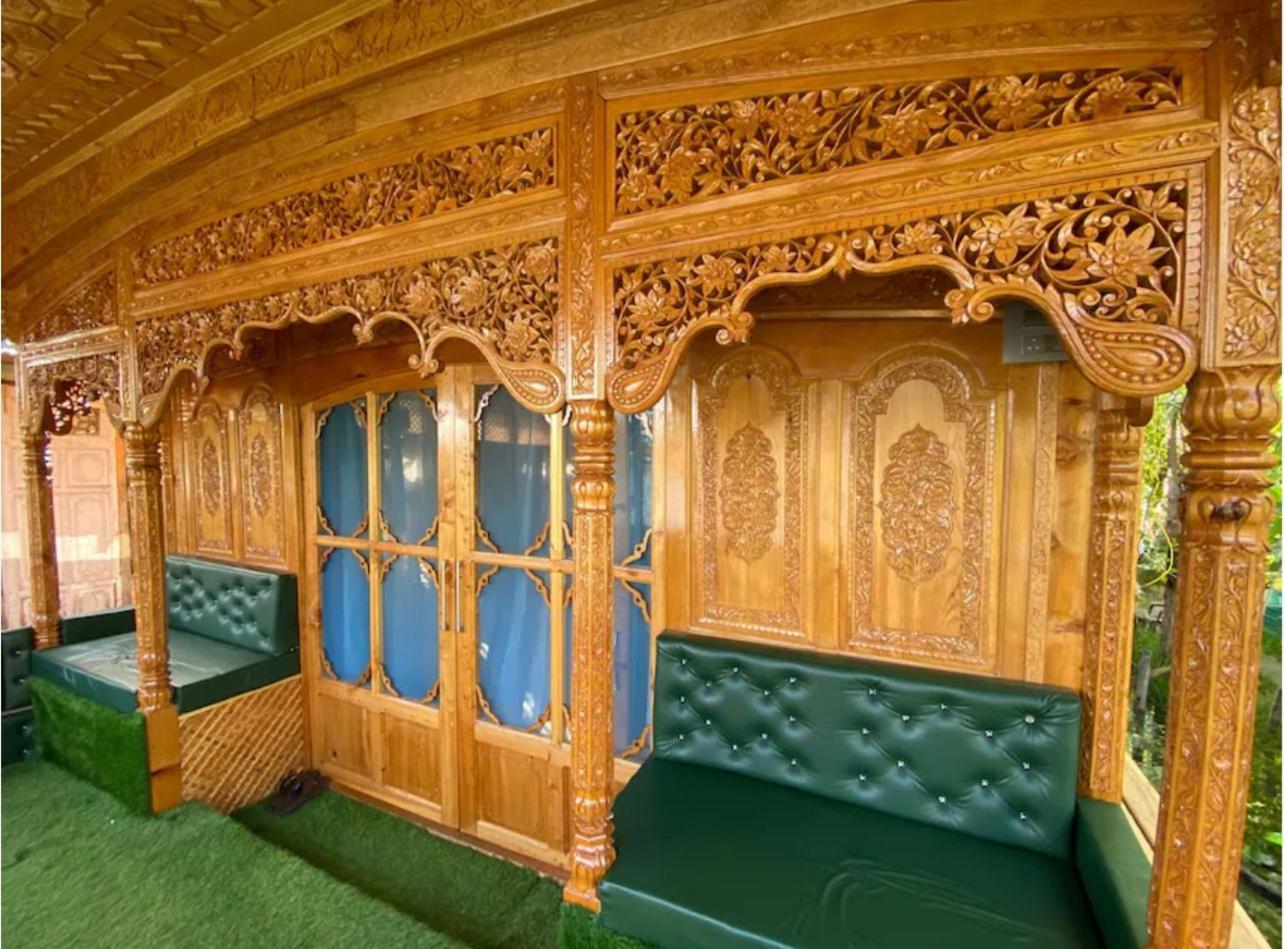 Hotel Floating Luxury Group Of Houseboats Srīnagar Esterno foto